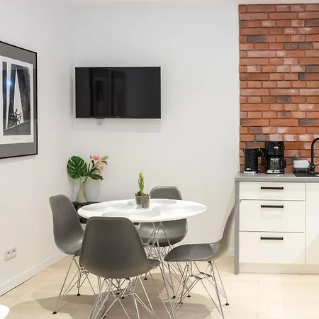 Apartamento With Air Conditioning In The Heart Of Cracow Heart Cracovia