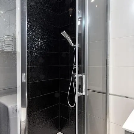 Apartment With Air Conditioning In The Heart Of Cracow Heart Krakau