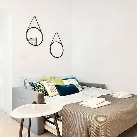 With Air Conditioning In The Heart Of Cracow Heart Apartment