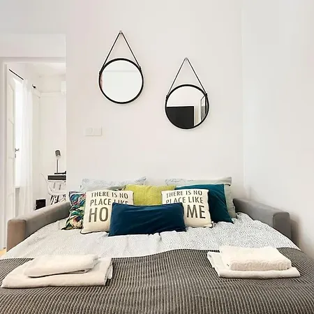 Apartment With Air Conditioning In The Heart Of Cracow Heart *