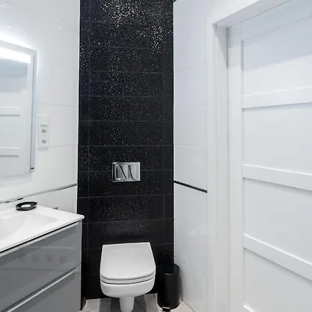 With Air Conditioning In The Heart Of Cracow Heart *