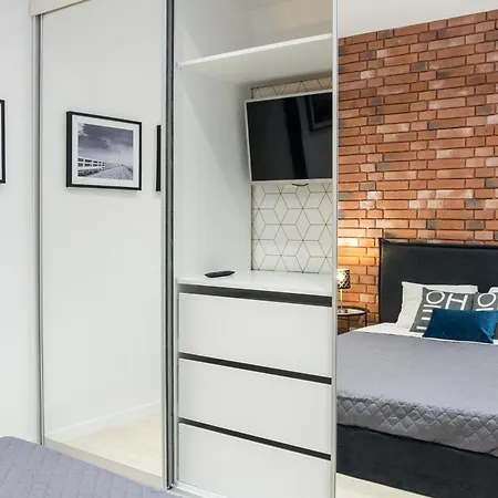 With Air Conditioning In The Heart Of Cracow Heart *