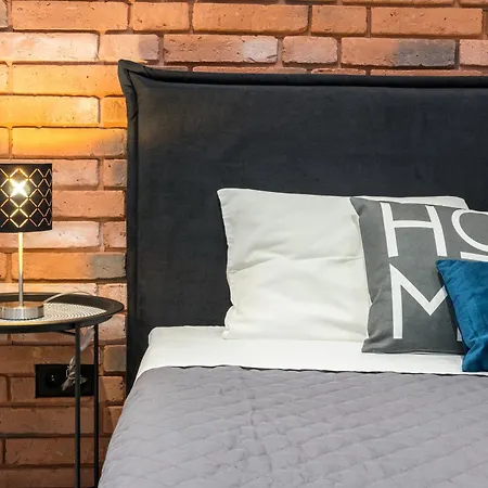 With Air Conditioning In The Heart Of Cracow Heart Cracovie
