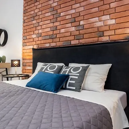 Apartment With Air Conditioning In The Heart Of Cracow Heart Krakow